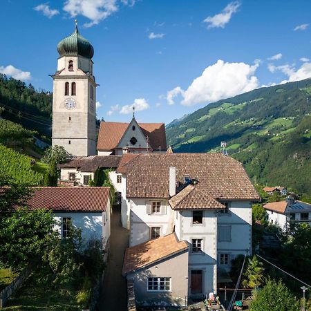 Privatzimmervermietung Messner Riffian Exterior foto